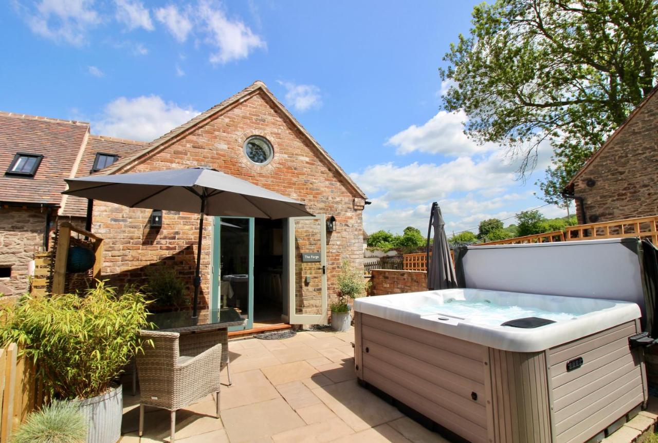 The Forge - Beautiful Contemporary Barn - Hot Tub Villa Bridgnorth Exterior foto